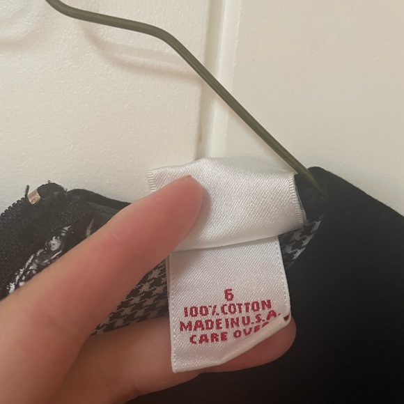 Puff sleeve houndstooth dress - Picture 3 of 3